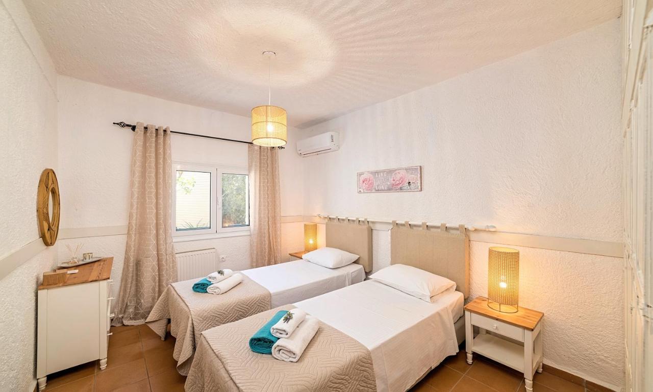 Cretan Lodge Heated Pool アイオス・ニコラオス エクステリア 写真