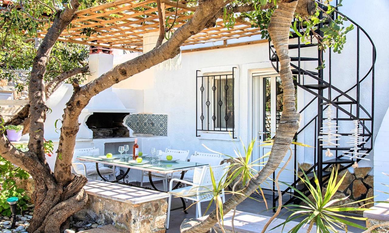 Cretan Lodge Heated Pool アイオス・ニコラオス エクステリア 写真