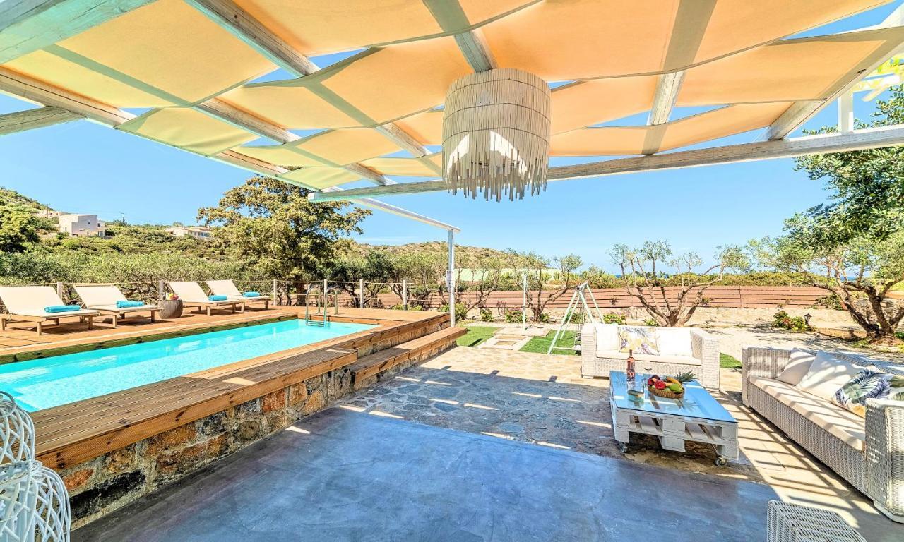 Cretan Lodge Heated Pool アイオス・ニコラオス エクステリア 写真