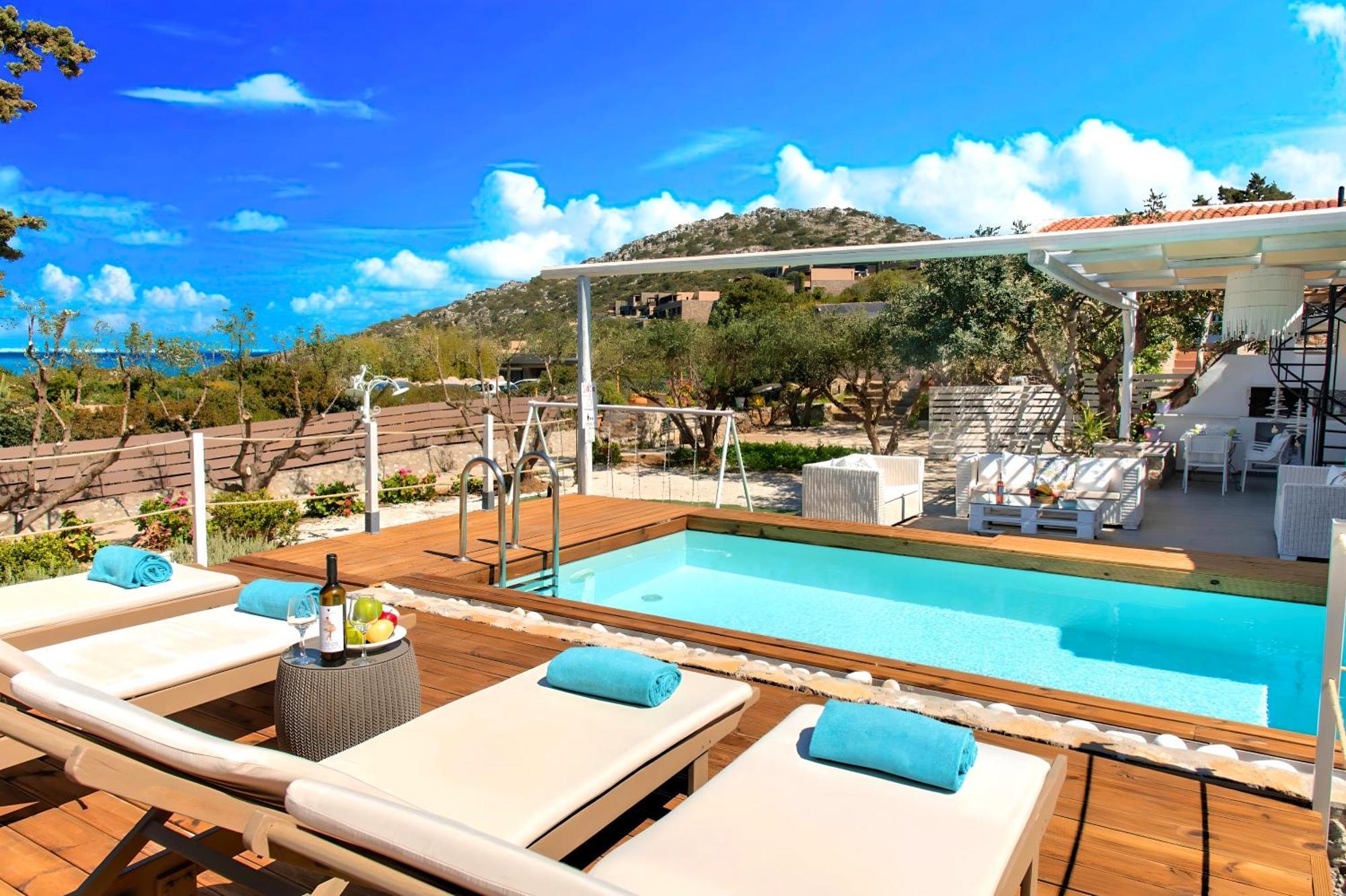 Cretan Lodge Heated Pool アイオス・ニコラオス エクステリア 写真